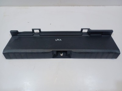 Защита поперечина задний  багажника lexus lbx 58387-52070 фото №1