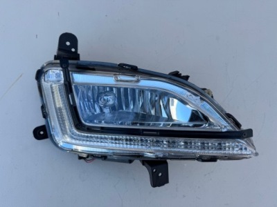 Hyundai tucson 3 3 рестайлинг  18r- фара противотуманная фара led drl правая  перед 92202d7600 фото №1