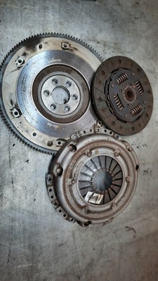 Сцепление mitsubishi colt vi 1.3b 06r фото №1