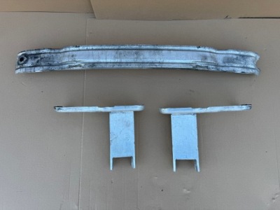 Балка бампера audi a6 c7 4g0 перед фото №1