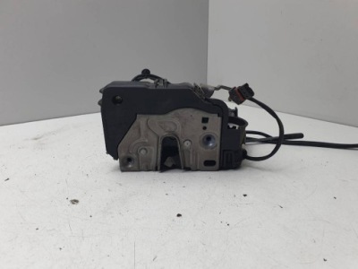 Замок перед левый mercedes w203 5 + 3 8 pin europa фото №1