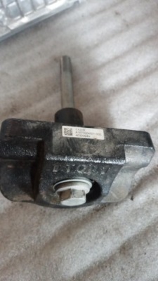 Кронштейн редуктор a1673304501 фото №1