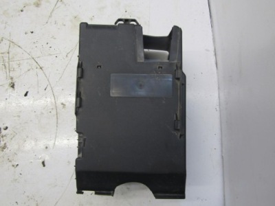 Корпус крышка аккумулятор 1.2 vti opel crossland x 9823055280 фото №1