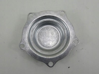 Заглушка audi a4 b8 sedan 04e109153 фото №1