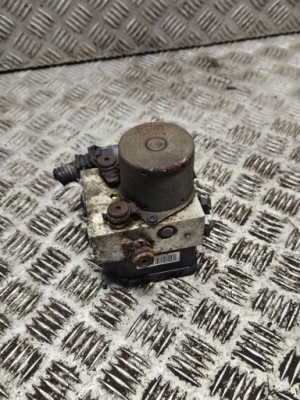 Hyundai i10 2010 перед насос abs фото №1