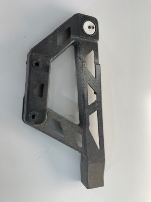 Кронштейн кронштейн бампера правий задня opel adam фото №1