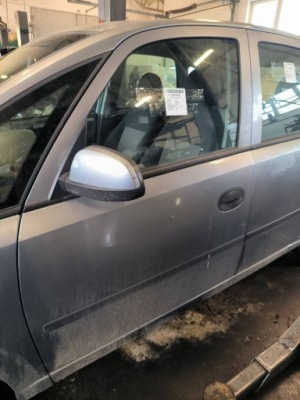Двері ліва перед 4au opel meriva a фото №1