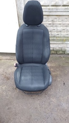 Peugeot 308 ii t9 сиденье левый передний фото №1