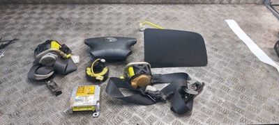 Набір подушка подушка безпеки ремені avensis verso фото №1