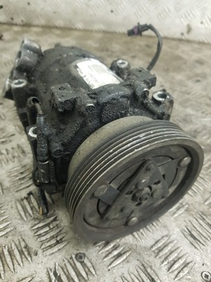 Компресор кондиціонера dacia sandero 8200866441 фото №1