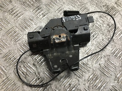 Bmw e87 замок кришки задня 8196401 фото №1