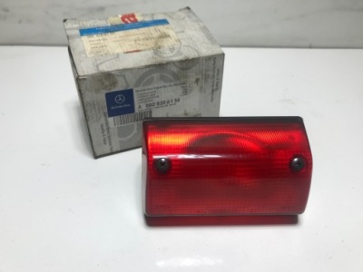 Третий свет стоп-сигнал mercedes sprinter w903 lt оригинальный номер a0028206156 фото №1