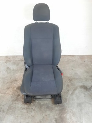 Dodge charger 05-10 сиденье правый перед передний фото №1