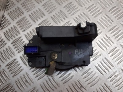 Замок двері правий перед opel astra g 90561152 фото №1