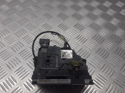 Замок двері правий задня opel corsa d 13258267er фото №1