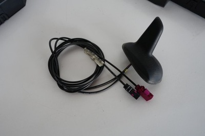 MERCEDES W204 CLASE C ANTENA DE TECHO 2048207075  