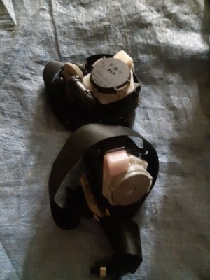 Pas безпеки правий лівий перед nissan note e12 13- фото №1