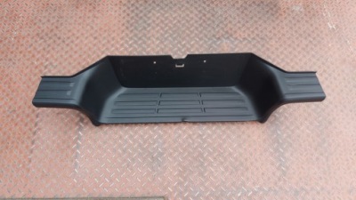 Молдинг накладка бампера задняя задняя toyota hilux viii фото №1