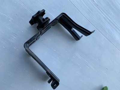 Audi a5 8t кронштейн колеса запасного оригинальные фото №1