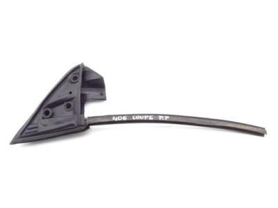 Peugeot 406 coupe 96- прокладка стекло правый перед фото №1