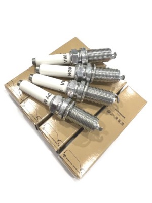 Свічки запалювання запалювання skoda audi vw seat 1,4 - 2,0 tsi фото №1