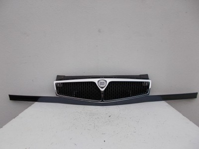 Решітка радіатора решітка радіатора значок lancia delta фото №1