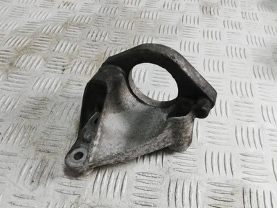 Кронштейн підпора піввісь b-klasa w246 a6072050101 фото №1