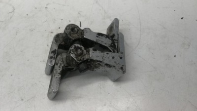 Audi оригінальний номер 4g0831402a петля двері фото №1