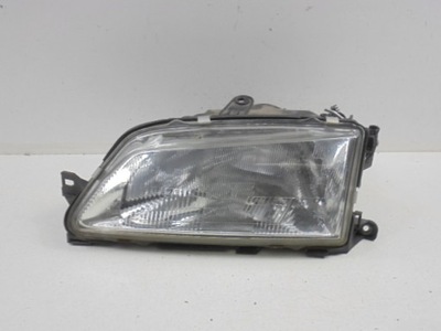 Peugeot 306 фара лівий h4 фото №1