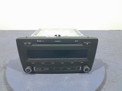 Skoda octavia ii lift радио проигрыватель cd 1z0035161n фото №1