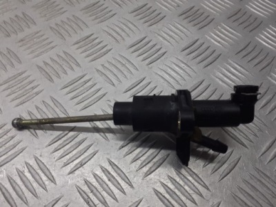 Помпа зчеплення seat toledo ii 1.8 1j1721388c фото №1