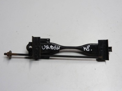 Toyota urban cruiser 08-14 кронштейн аккумулятор фото №1