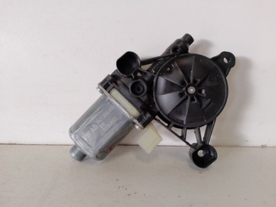 Vw caddy v 2k7 моторчик стекло 2k7959801 фото №1