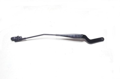 HOLDER WIPER BLADES LEFT II C-MAX 2003-2010R 3M5117526AA  