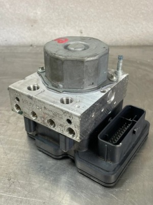 Насос abs mitsubishi space star ii 2 1.2 4670b492 фото №1