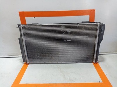 Bmw i3 l01 радіатор вентилятор 8642143 фото №1