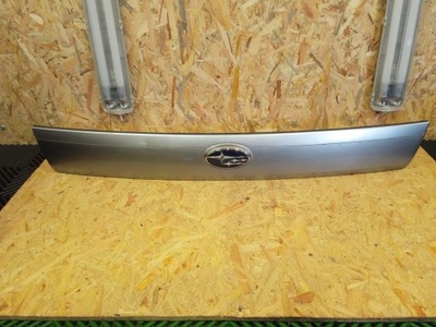 Молдинг кришки forester ii lift 05-08 фото №1