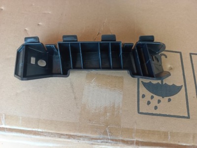 Направляющая бампера правый перед kia ceed i 06-09r przed liftem фото №1