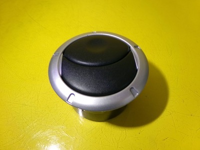 Решётка обдув dacia sandero 8200212480g nr280 фото №1