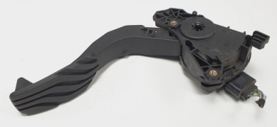 Педаль газа потенциометр dacia duster ii 180108467r фото №1