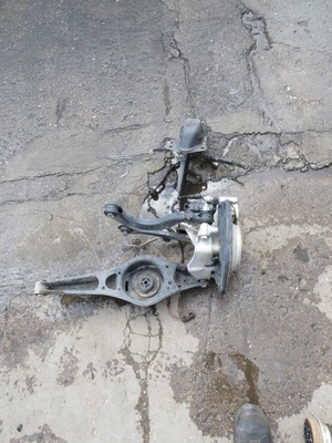 Подвеска задняя задние правое подрамник audi q3 фото №1