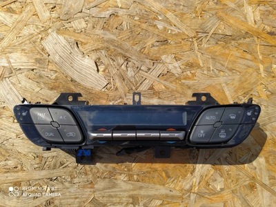 Toyota chr панель кондиционера фото №1