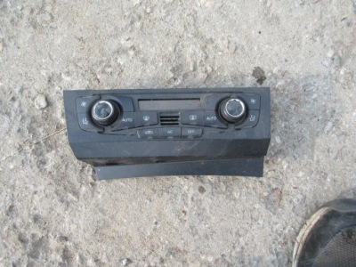 Панель обдув кондиционера 8t2820043s audi a4 b8 фото №1