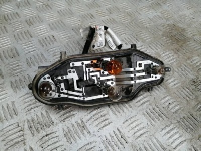 Вкладиш правий лампи задня partner iv berlingo iv combo e фото №1