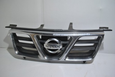 Решітка радіатора перед решітка радіатора nissan x-trail 62310-8h700 фото №1