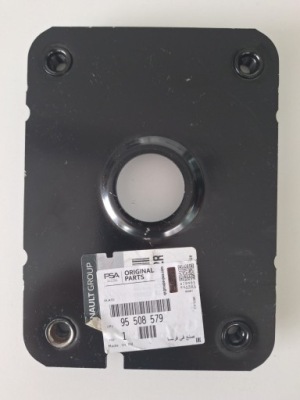 Заглушка лонжерон перед movano-b оригінальний номер 95508579 фото №1