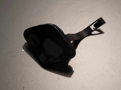 Оригінальна заглушка фаркоп бампера задня заднього peugeot 308 9680443477 фото №1