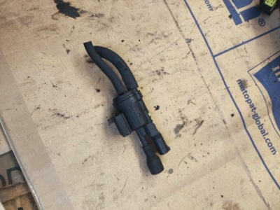 Mercedes w169 клапан вакууму оригінал 0025401497 ? фото №1