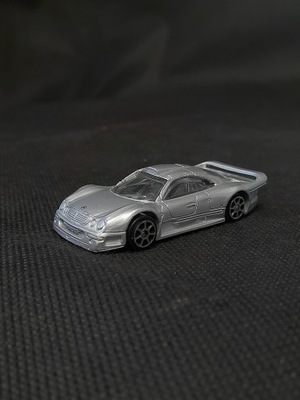 Samochód Maisto Mercedes CLK GTR