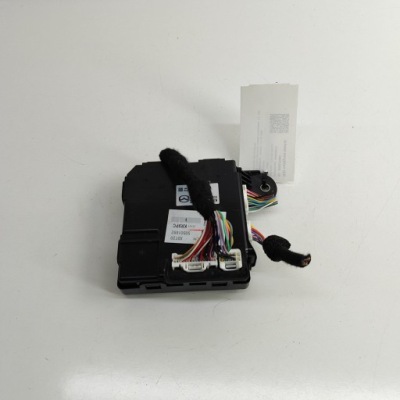 Mazda cx-30 2023 блок керування / модуль комфорту фото №1